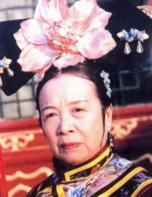 旗袍文化，为什么说穿着旗袍是体现中华文化的最佳方式呢图4