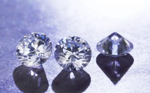 如何在低净度钻石中挑选到优质钻石呢